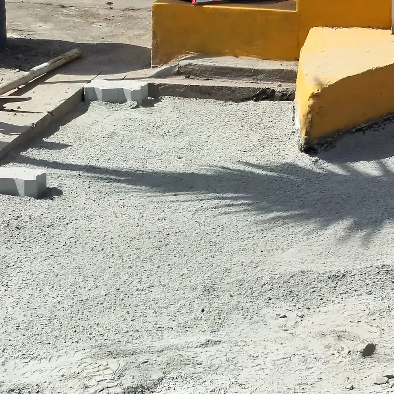 Foto de obra da Alves Pavimentação — China Hay