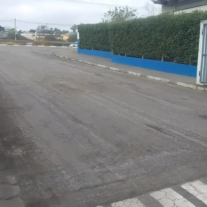 Foto de obra da Alves Pavimentação — Cragea